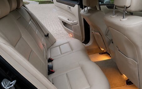 Mercedes-Benz E-Класс, 2013 год, 2 100 000 рублей, 7 фотография