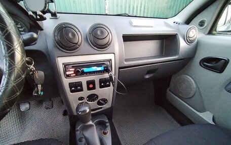 Renault Logan I, 2006 год, 170 000 рублей, 8 фотография