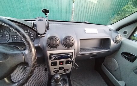 Renault Logan I, 2006 год, 170 000 рублей, 7 фотография