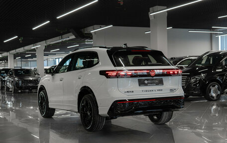Volkswagen Tiguan, 2026 год, 4 890 000 рублей, 4 фотография