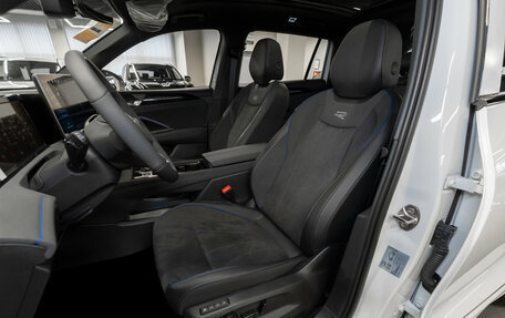 Volkswagen Tiguan, 2026 год, 4 890 000 рублей, 9 фотография
