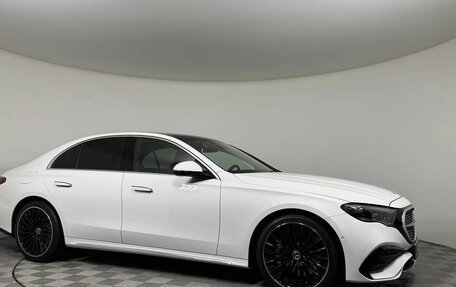 Mercedes-Benz E-Класс, 2026 год, 9 000 000 рублей, 2 фотография