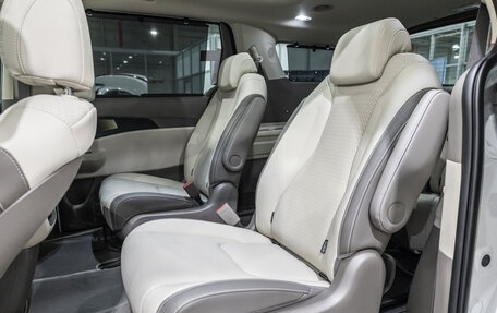 KIA Carnival, 2026 год, 7 200 000 рублей, 37 фотография