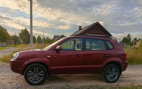 Hyundai Tucson III, 2005 год, 585 000 рублей, 2 фотография
