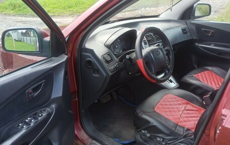 Hyundai Tucson III, 2005 год, 585 000 рублей, 13 фотография