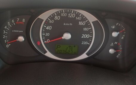 Hyundai Tucson III, 2005 год, 585 000 рублей, 11 фотография