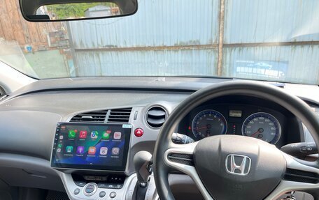 Honda Stream II, 2009 год, 1 200 000 рублей, 23 фотография