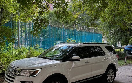 Ford Explorer VI, 2019 год, 3 100 000 рублей, 18 фотография