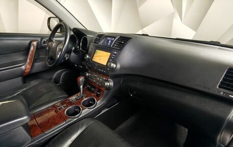 Toyota Highlander III, 2013 год, 1 655 000 рублей, 13 фотография