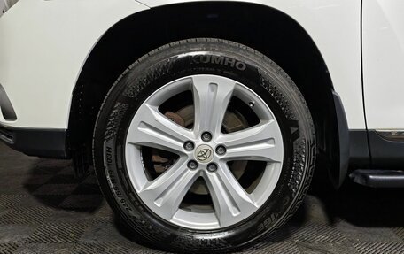 Toyota Highlander III, 2013 год, 1 655 000 рублей, 9 фотография