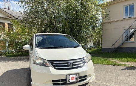 Honda Freed I, 2009 год, 1 000 000 рублей, 3 фотография