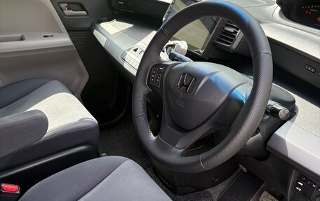 Honda Freed I, 2009 год, 1 000 000 рублей, 13 фотография