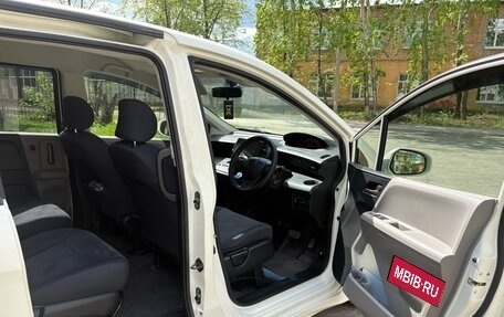 Honda Freed I, 2009 год, 1 000 000 рублей, 10 фотография