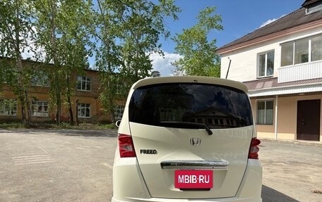 Honda Freed I, 2009 год, 1 000 000 рублей, 9 фотография