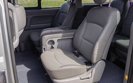 Hyundai Grand Starex Grand Starex I рестайлинг 2, 2011 год, 1 475 000 рублей, 17 фотография
