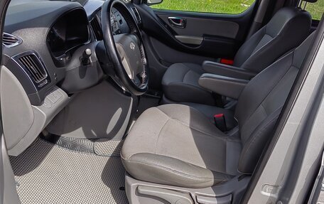 Hyundai Grand Starex Grand Starex I рестайлинг 2, 2011 год, 1 475 000 рублей, 18 фотография