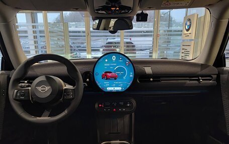 MINI Hatch, 2024 год, 4 400 000 рублей, 13 фотография