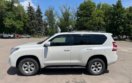 Toyota Land Cruiser Prado 150 рестайлинг 2, 2014 год, 2 990 000 рублей, 2 фотография