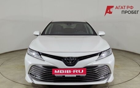 Toyota Camry, 2020 год, 3 100 000 рублей, 2 фотография