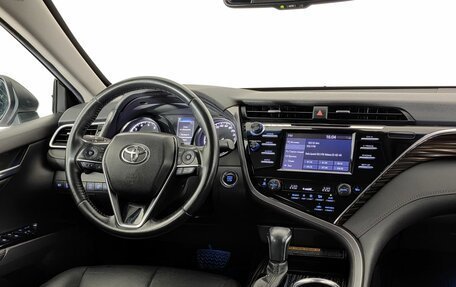 Toyota Camry, 2020 год, 3 100 000 рублей, 11 фотография