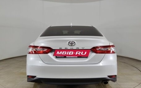 Toyota Camry, 2020 год, 3 100 000 рублей, 6 фотография
