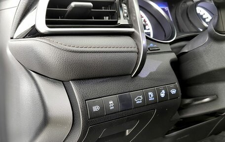 Toyota Camry, 2020 год, 3 100 000 рублей, 19 фотография