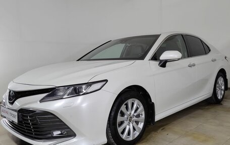 Toyota Camry, 2020 год, 3 100 000 рублей, 24 фотография
