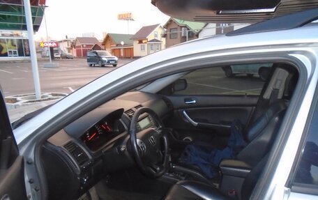 Honda Accord VII рестайлинг, 2004 год, 430 000 рублей, 1 фотография