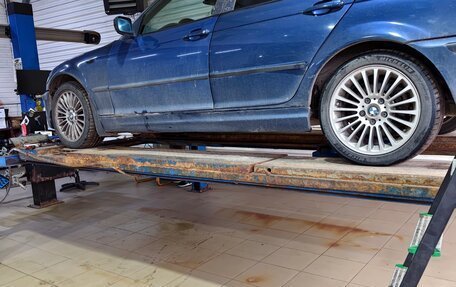 BMW 3 серия, 2003 год, 850 000 рублей, 11 фотография