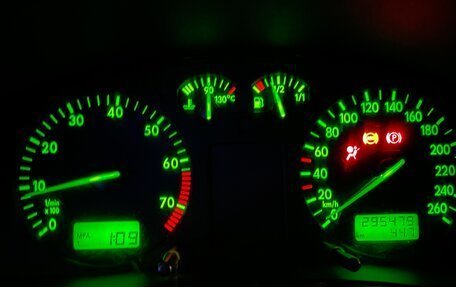 Volkswagen Passat B5+ рестайлинг, 1998 год, 240 000 рублей, 6 фотография