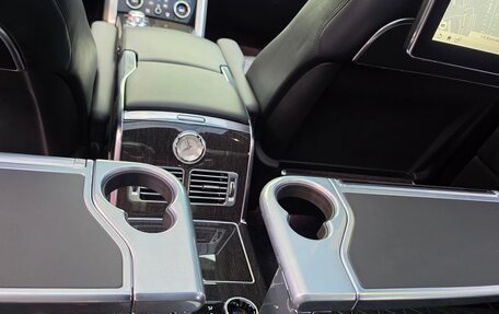 Land Rover Range Rover IV рестайлинг, 2019 год, 5 800 000 рублей, 15 фотография