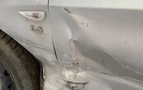Hyundai Solaris II рестайлинг, 2011 год, 450 000 рублей, 13 фотография