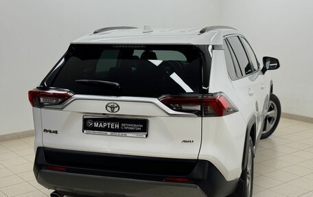 Toyota RAV4, 2022 год, 3 225 000 рублей, 9 фотография