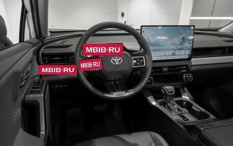 Toyota RAV4, 2026 год, 4 355 000 рублей, 7 фотография
