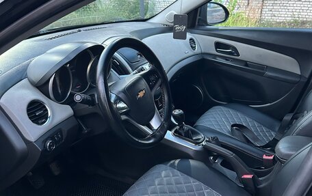 Chevrolet Cruze II, 2013 год, 570 000 рублей, 5 фотография