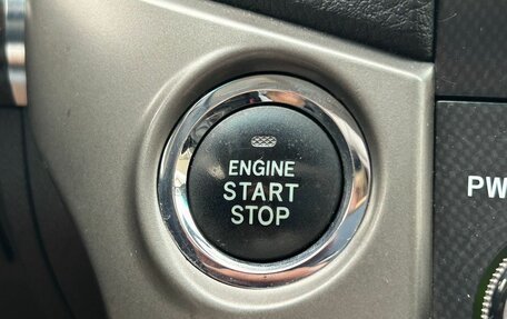 Toyota Land Cruiser 200, 2011 год, 2 950 000 рублей, 18 фотография