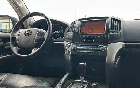 Toyota Land Cruiser 200, 2011 год, 2 950 000 рублей, 25 фотография