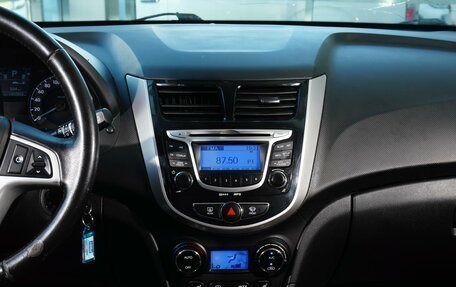 Hyundai Solaris II рестайлинг, 2012 год, 749 000 рублей, 18 фотография