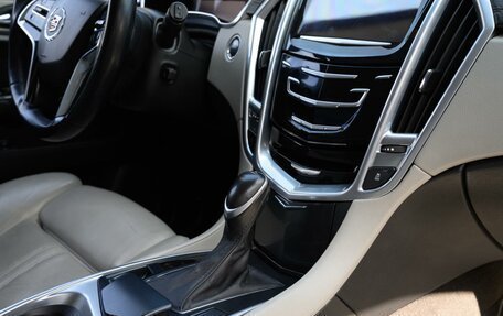 Cadillac SRX II рестайлинг, 2014 год, 1 749 000 рублей, 13 фотография