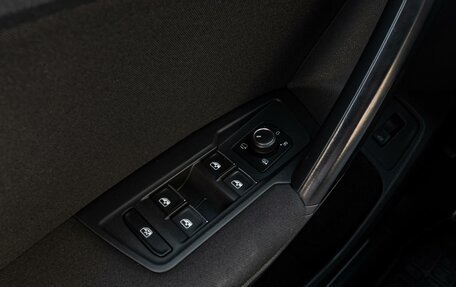 Volkswagen Tiguan II, 2018 год, 2 015 000 рублей, 19 фотография