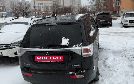 Mitsubishi Outlander III рестайлинг 3, 2012 год, 1 600 000 рублей, 3 фотография