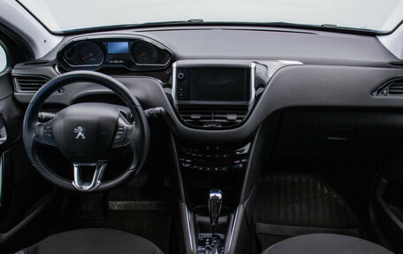 Peugeot 208 II, 2014 год, 574 000 рублей, 14 фотография