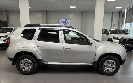 Renault Duster I рестайлинг, 2012 год, 855 000 рублей, 2 фотография