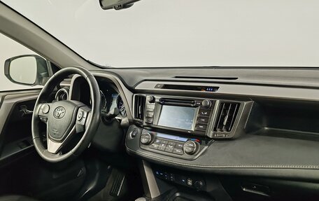Toyota RAV4, 2016 год, 2 350 000 рублей, 11 фотография
