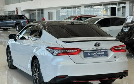 Toyota Camry, 2021 год, 3 350 000 рублей, 9 фотография