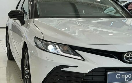 Toyota Camry, 2021 год, 3 350 000 рублей, 8 фотография