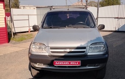 Chevrolet Niva I рестайлинг, 2004 год, 240 000 рублей, 1 фотография