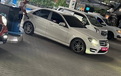 Mercedes-Benz C-Класс, 2011 год, 1 750 000 рублей, 1 фотография