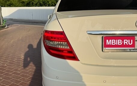 Mercedes-Benz C-Класс, 2011 год, 1 750 000 рублей, 17 фотография
