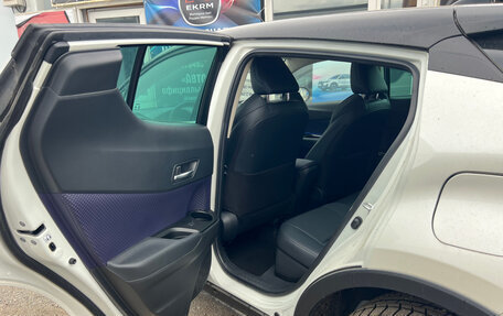 Toyota C-HR I рестайлинг, 2021 год, 2 298 000 рублей, 9 фотография